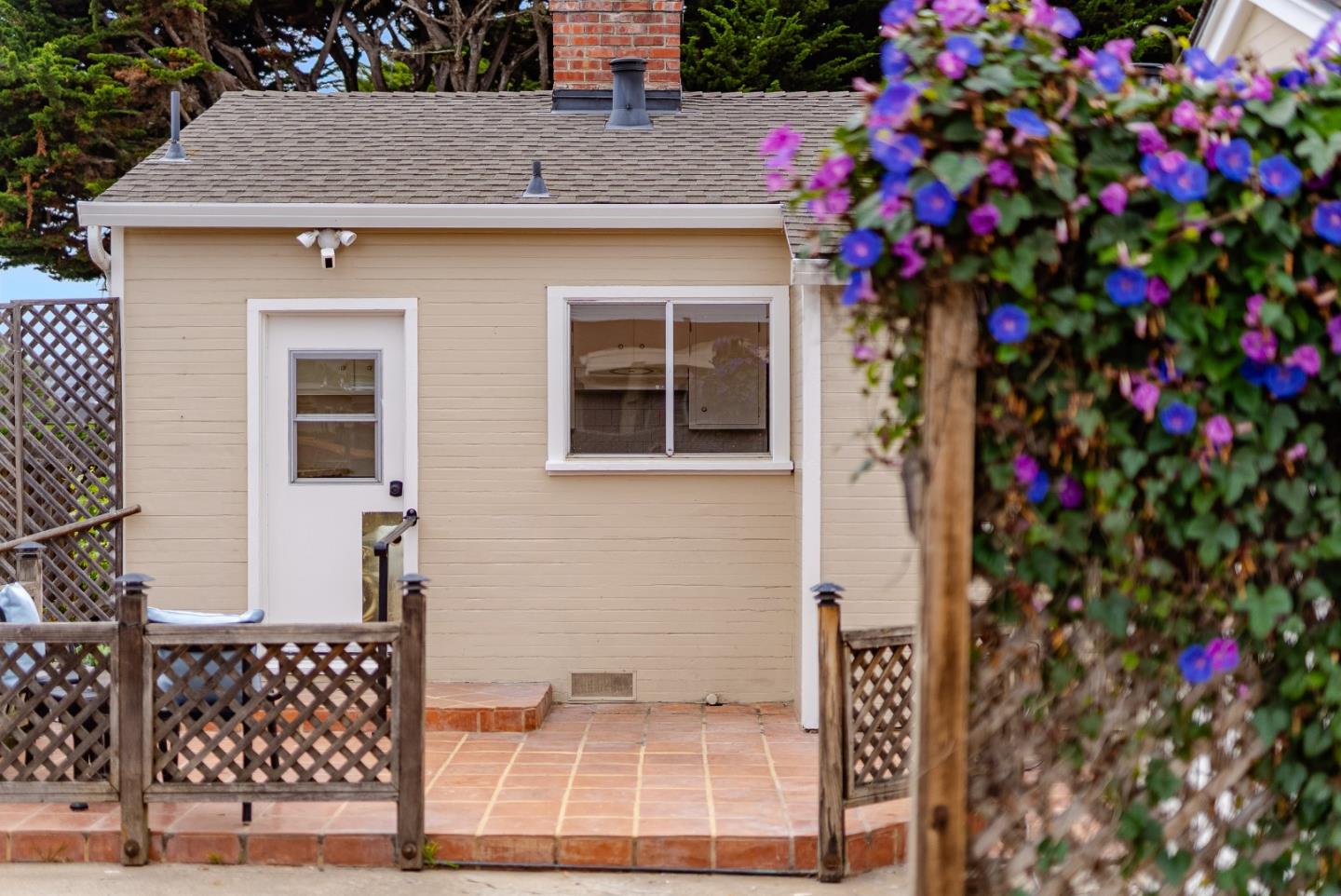 1424 Contra Costa Street