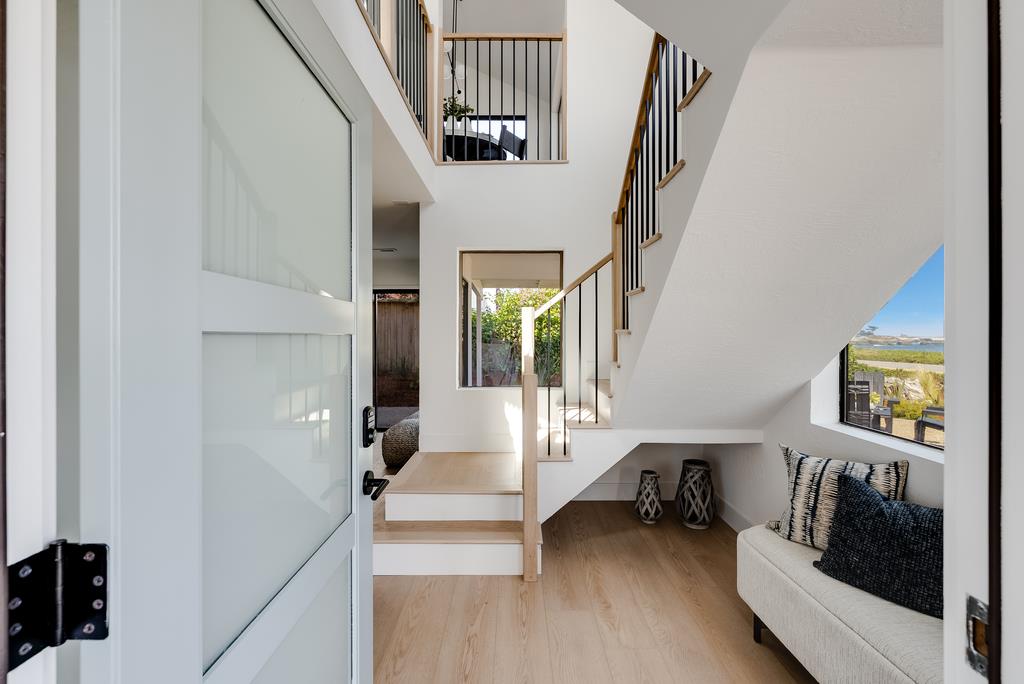 1212 West Cliff Drive
