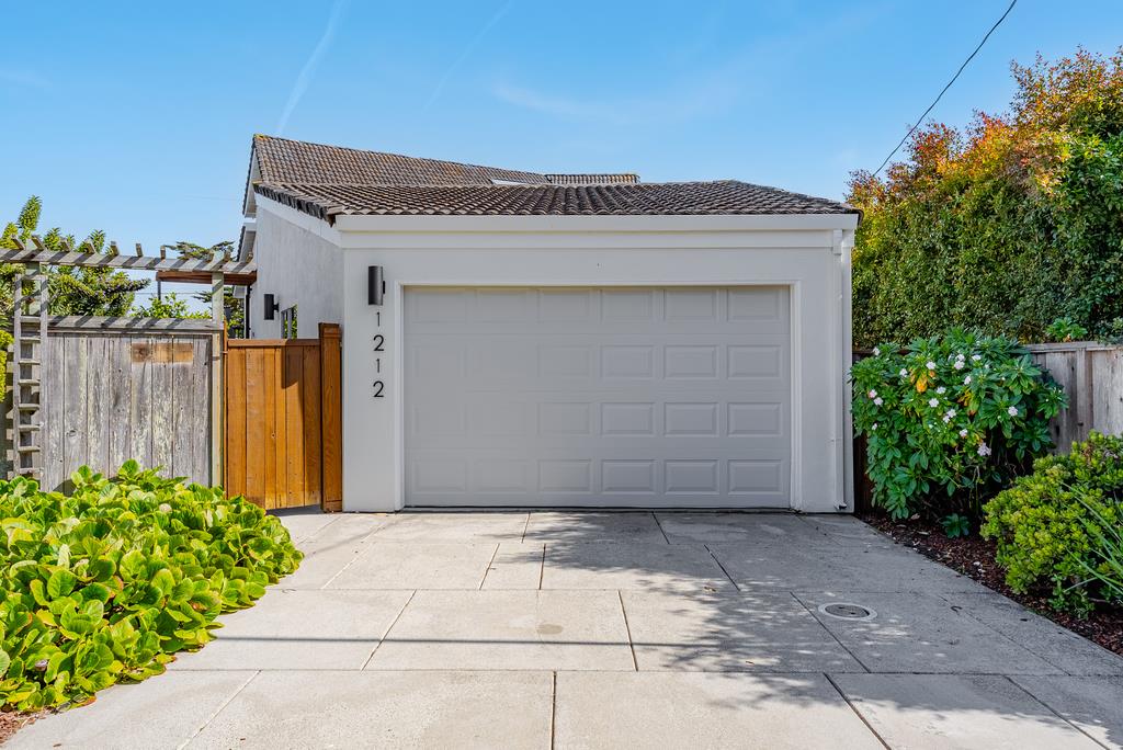 1212 West Cliff Drive
