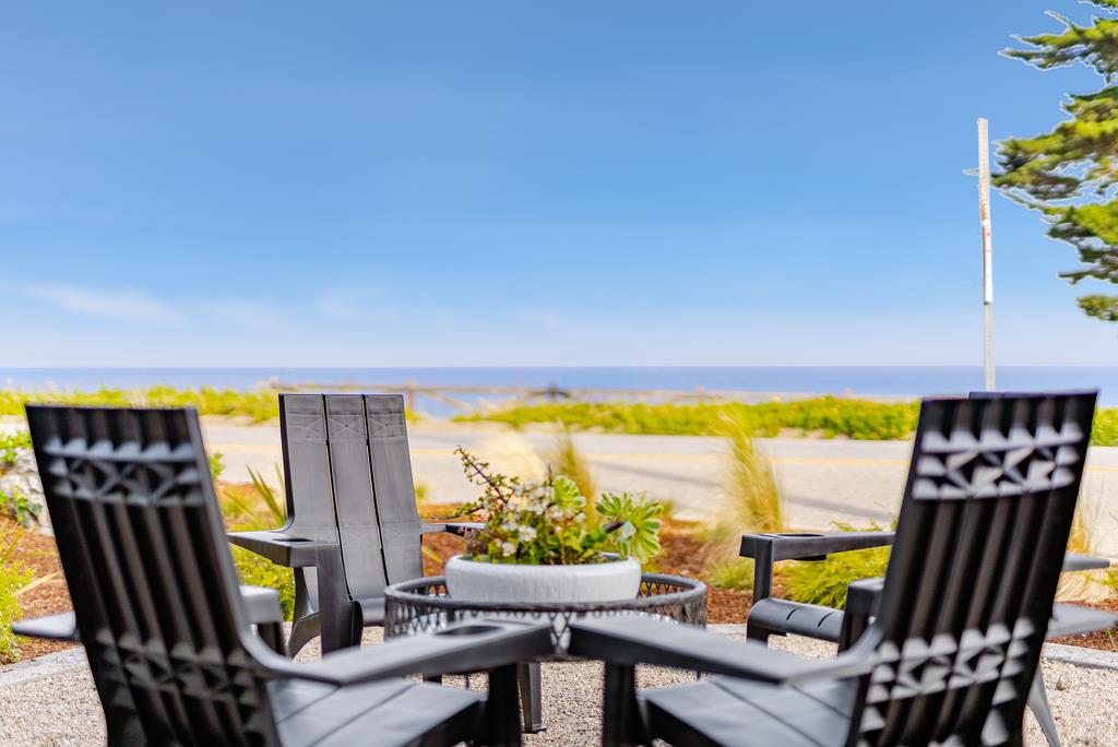 1212 West Cliff Drive