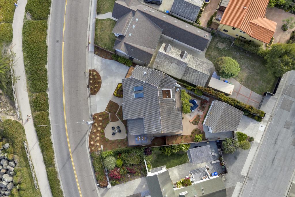 1212 West Cliff Drive
