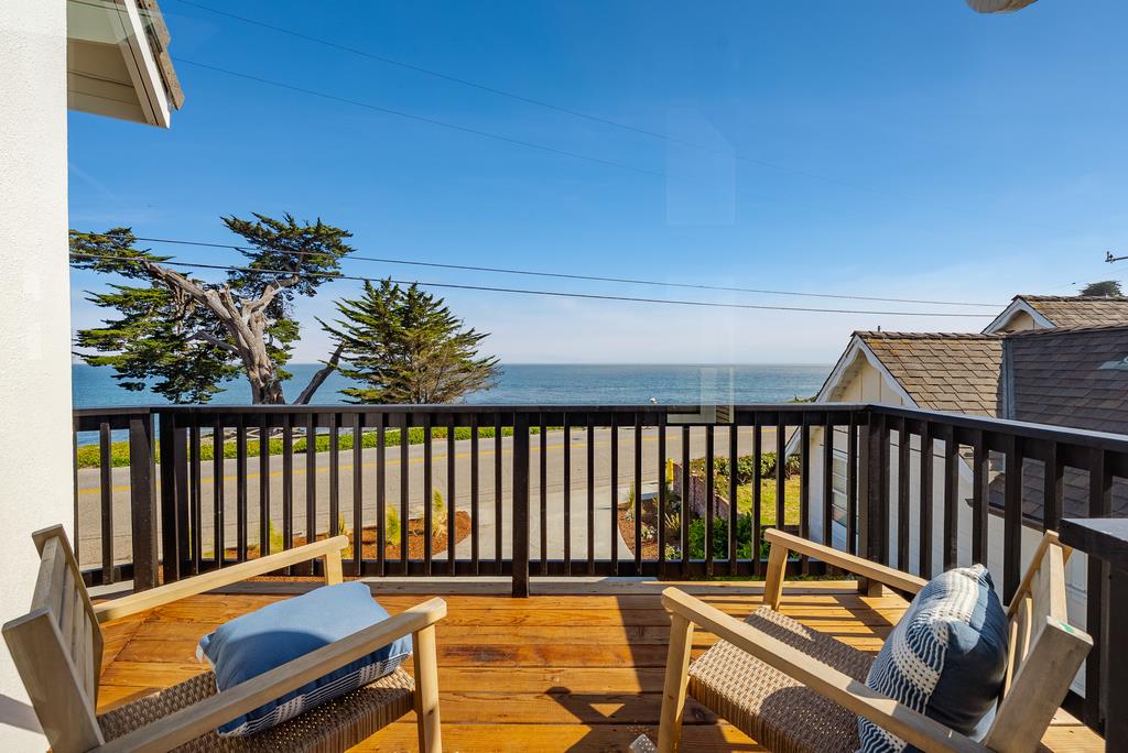 1212 West Cliff Drive