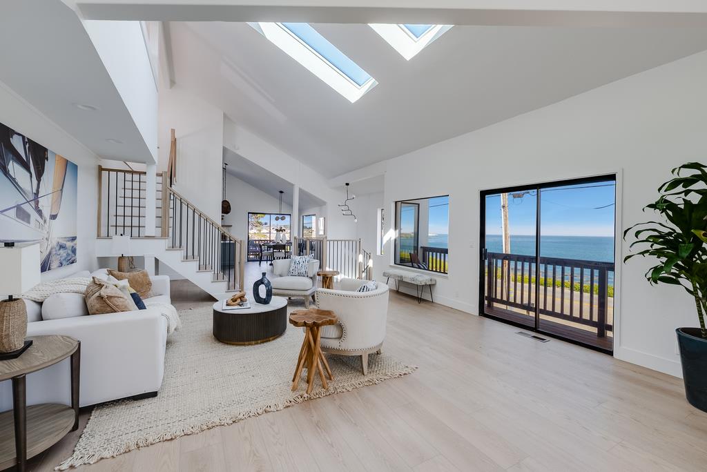1212 West Cliff Drive