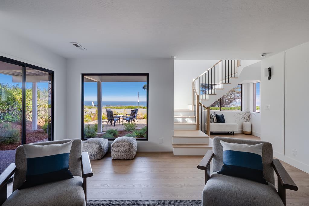 1212 West Cliff Drive
