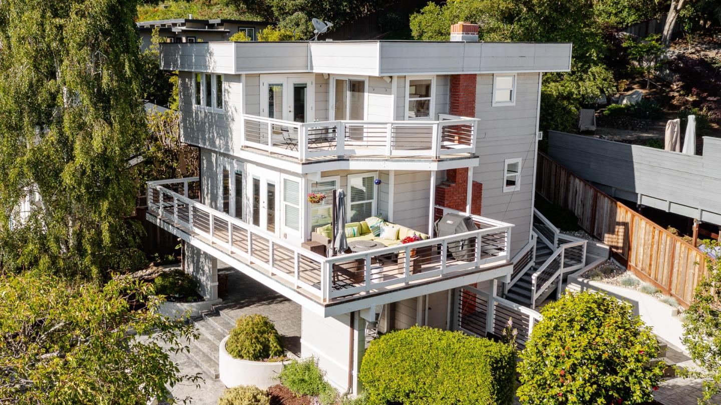 233 Wixon Avenue