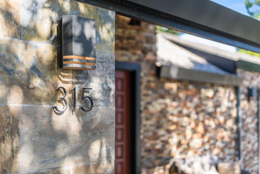 315 Camino Al Barranco