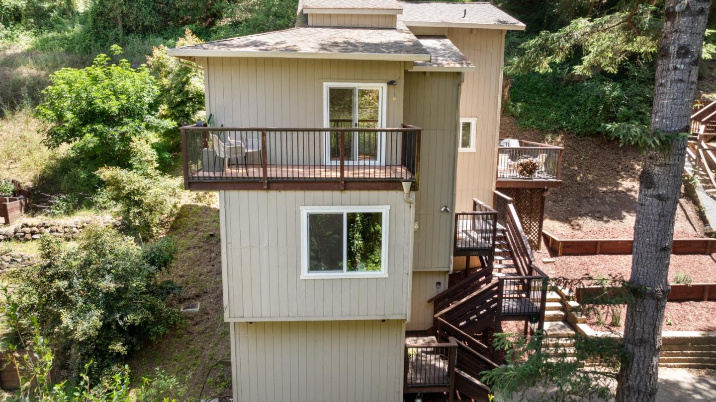 140 Baker RD