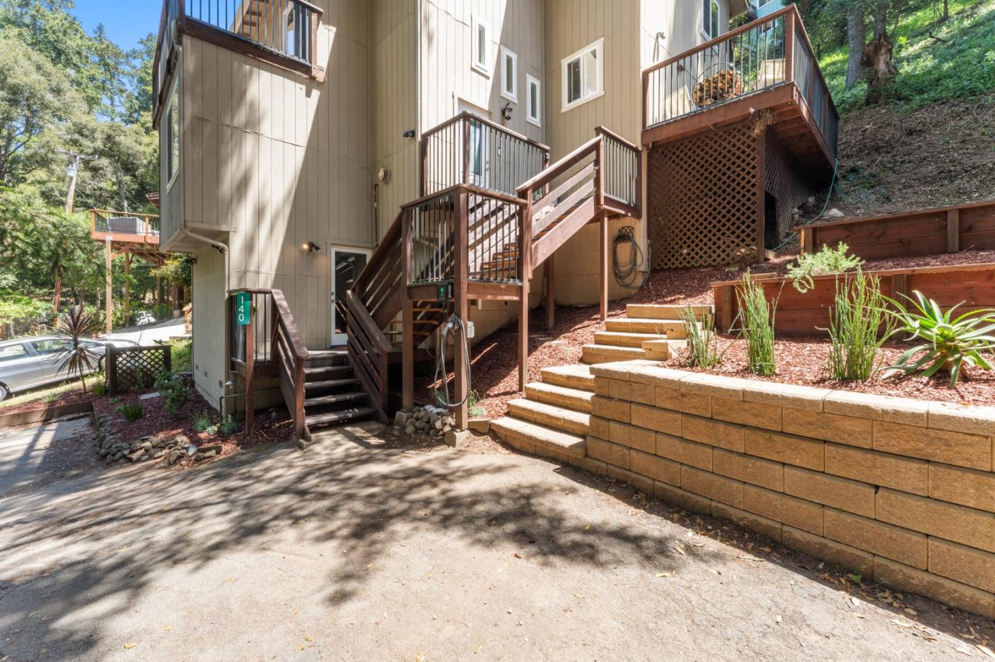 140 Baker RD