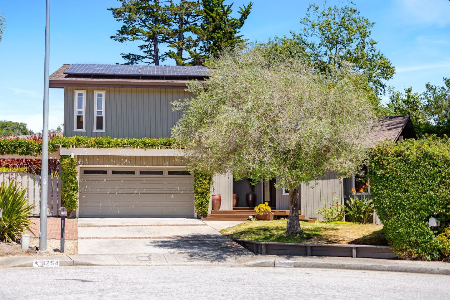 3250 Mulberry Drive