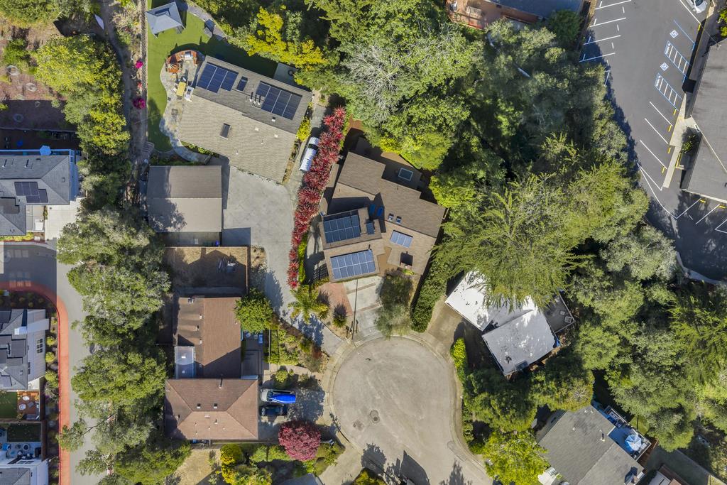 3250 Mulberry Drive