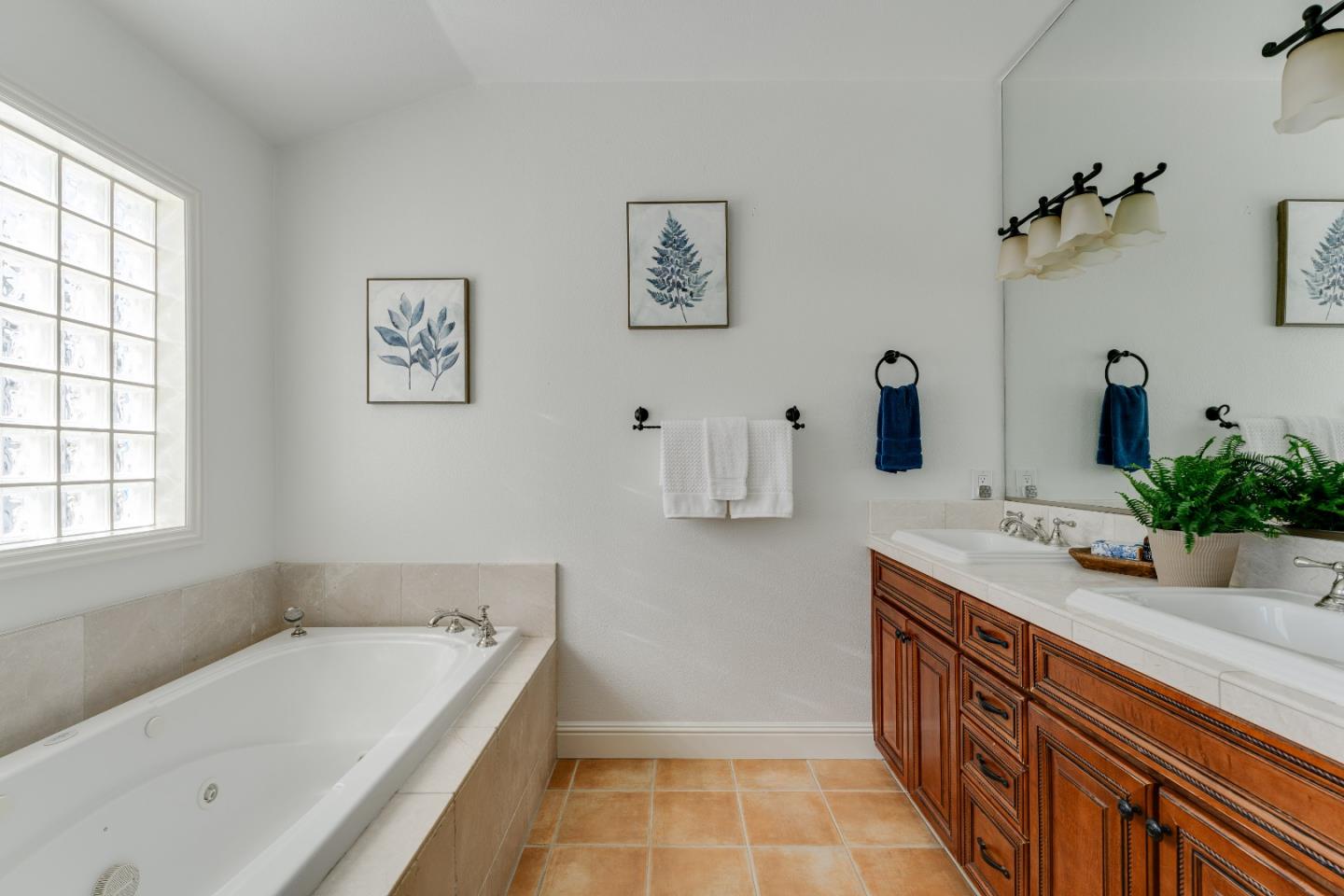 188 Harbor Beach CT