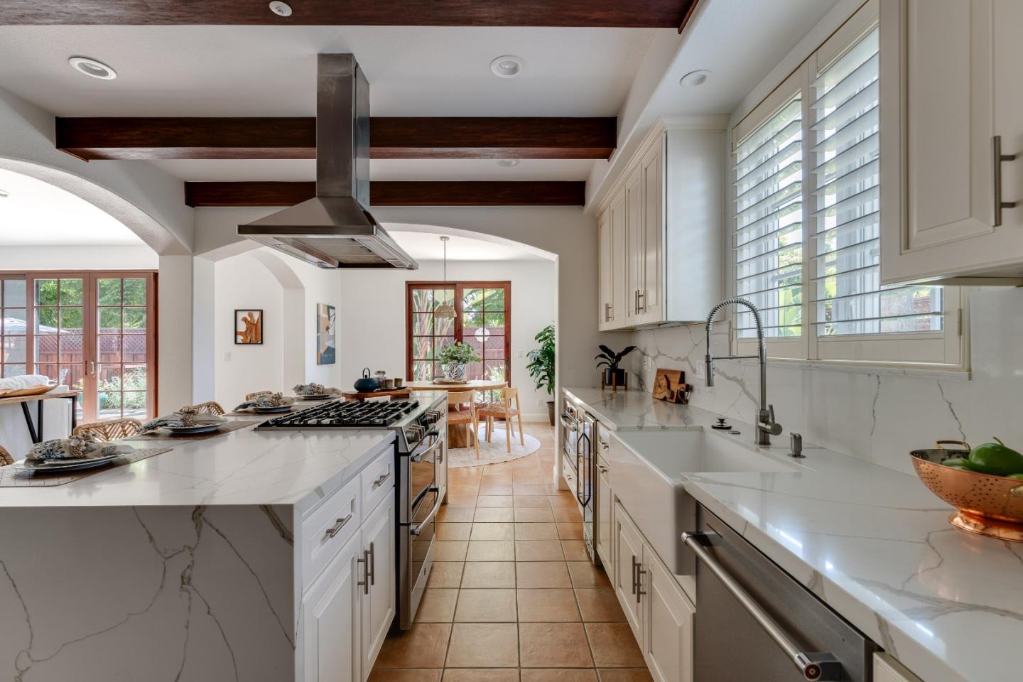 188 Harbor Beach CT