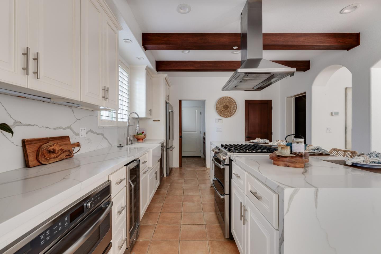 188 Harbor Beach CT