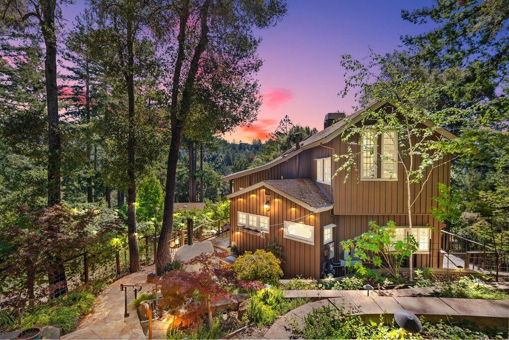 2030 Sparrow Valley RD