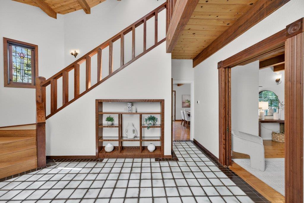 2030 Sparrow Valley RD