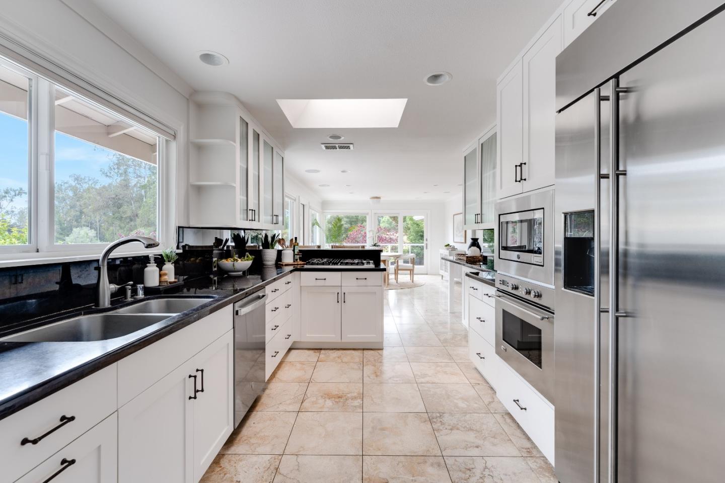 461 Saint Andrews DR