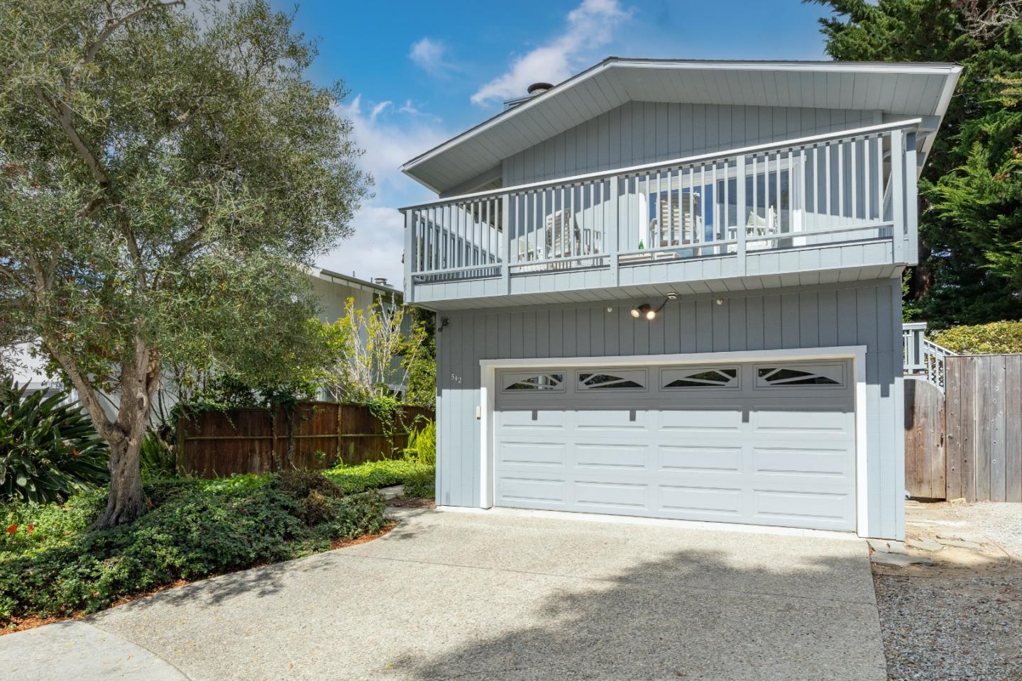 542 Blackjack LN