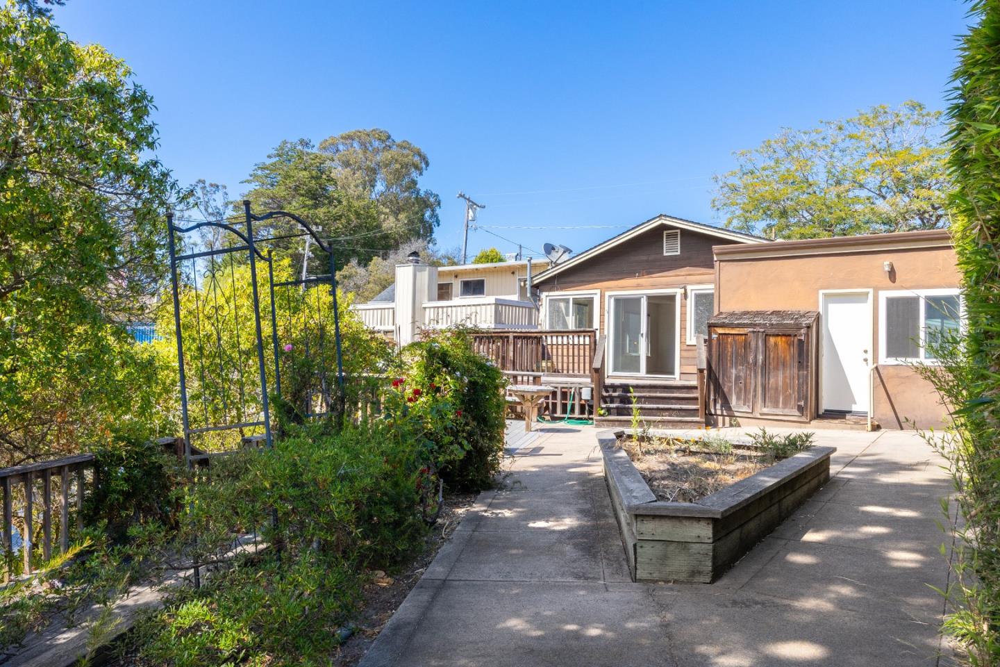 133 Echo ST