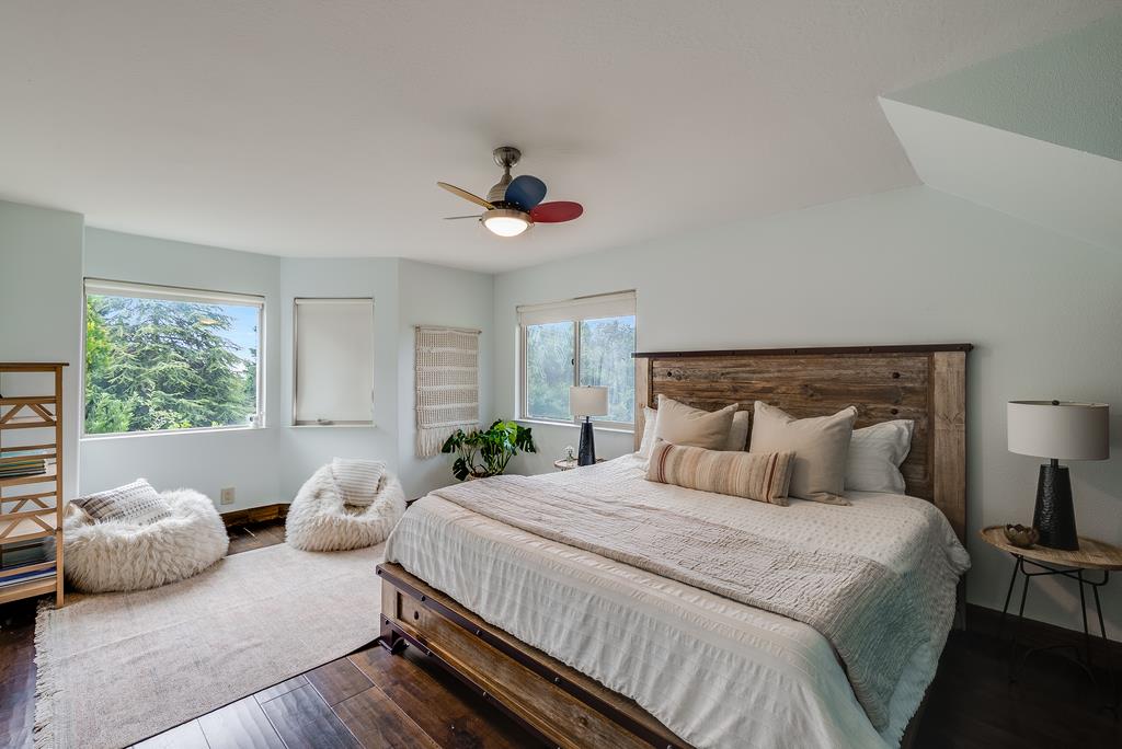 1501 Hidden Valley RD