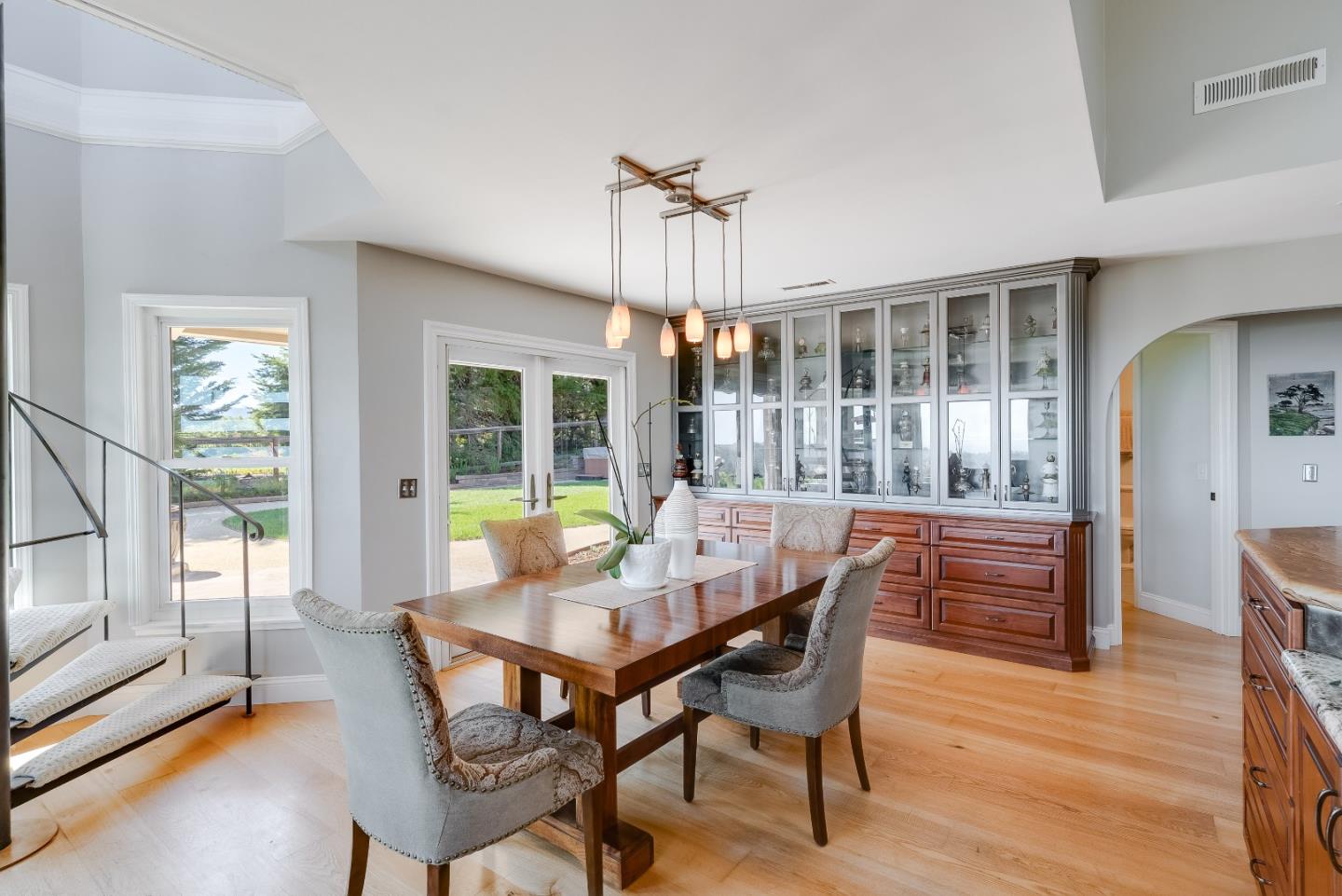 16 Kite Hill RD