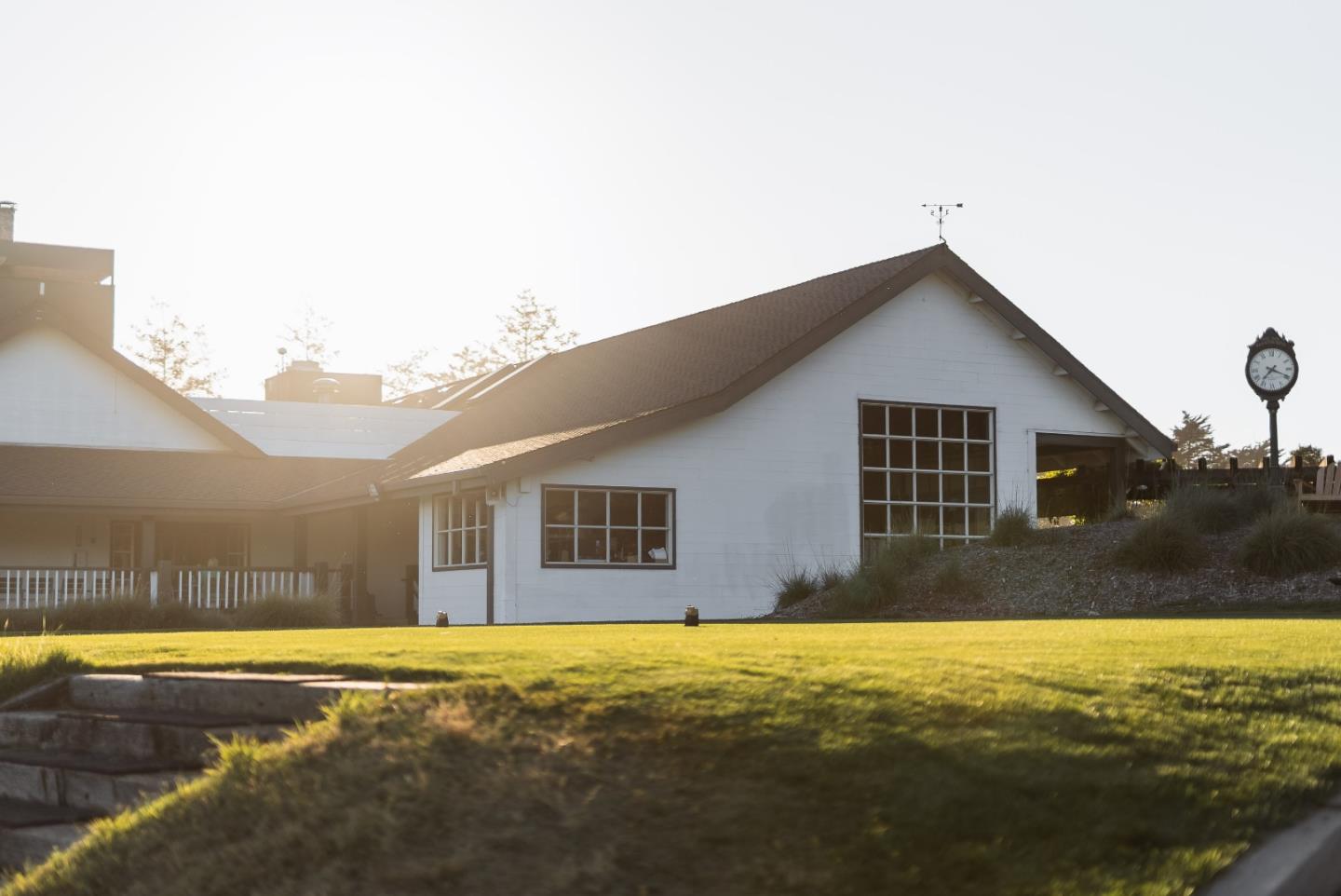 16 Kite Hill RD