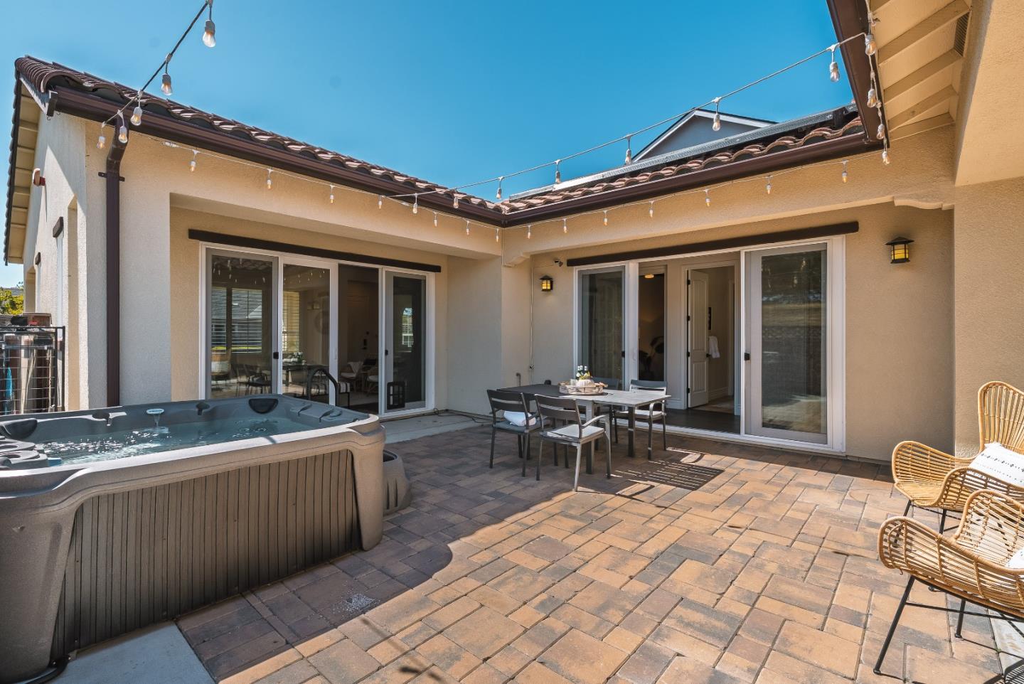 18402 McClellan CIR