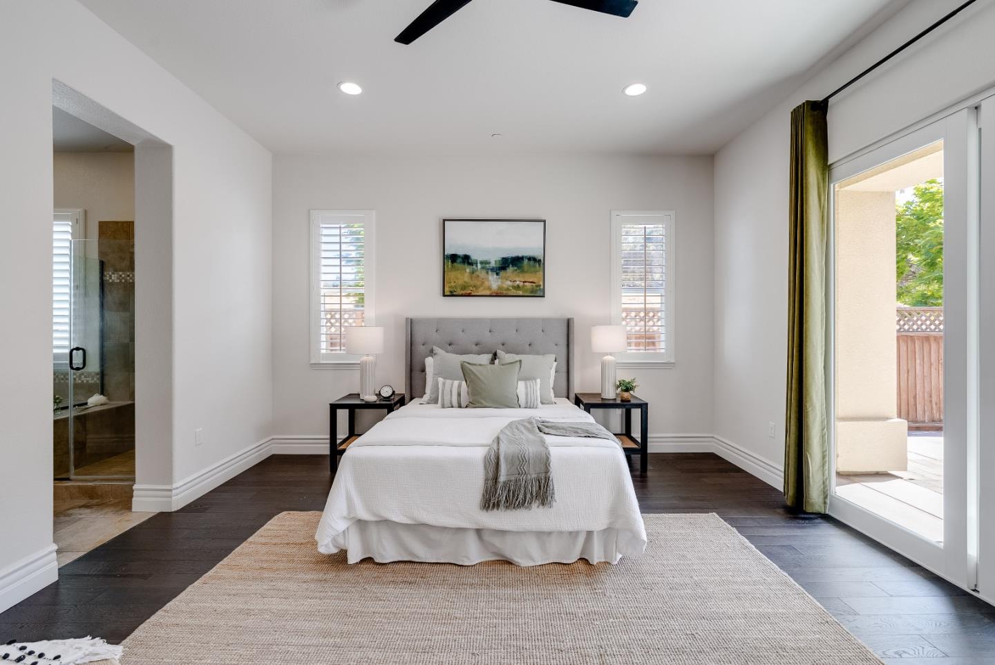 18402 McClellan CIR