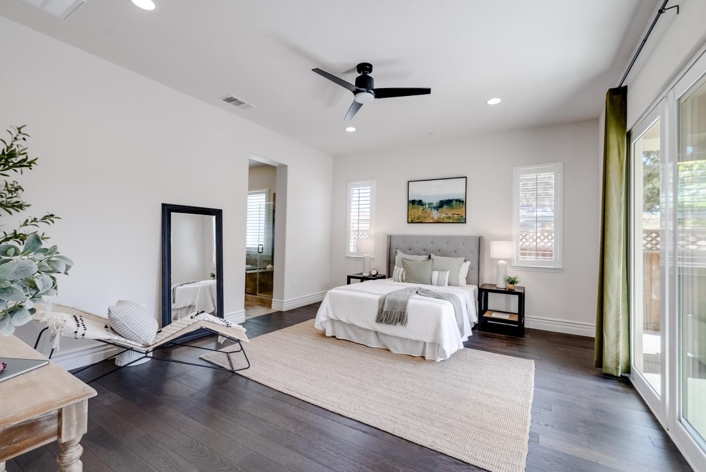 18402 McClellan CIR