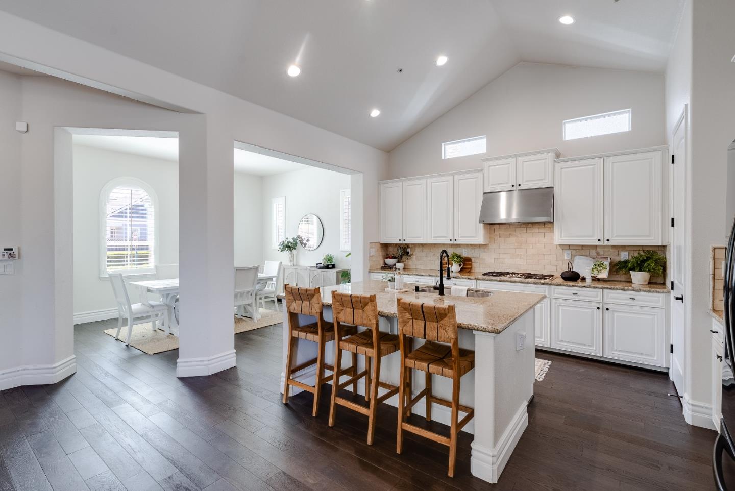 18402 McClellan CIR