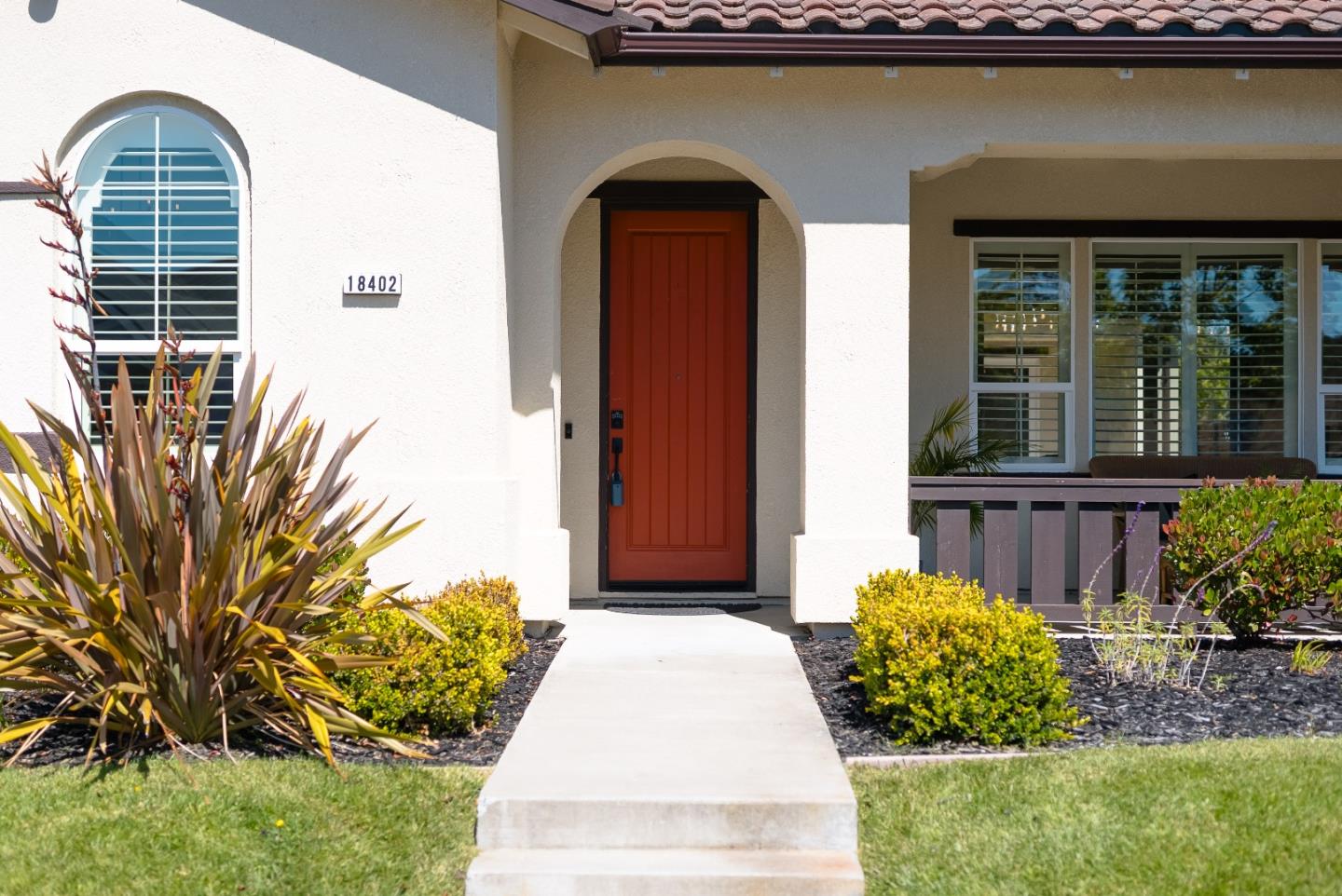 18402 McClellan CIR