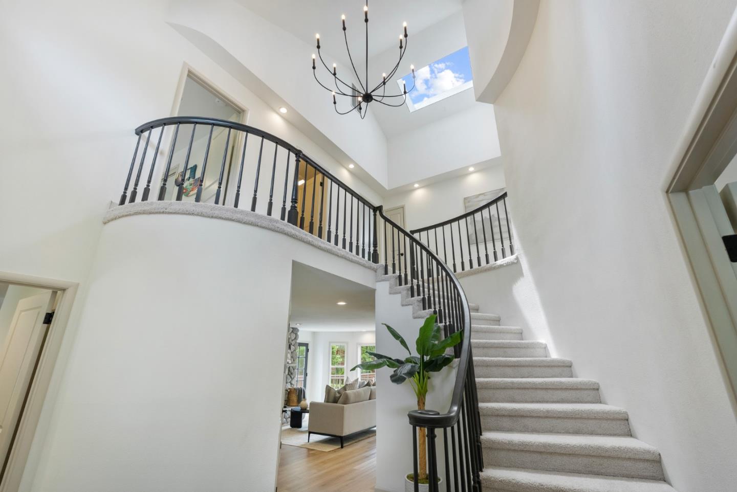 152 Oak Creek BLVD