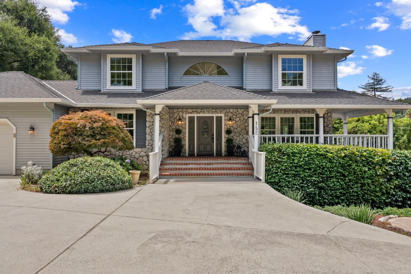 152 Oak Creek BLVD