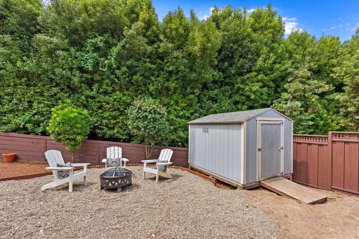 152 Oak Creek BLVD