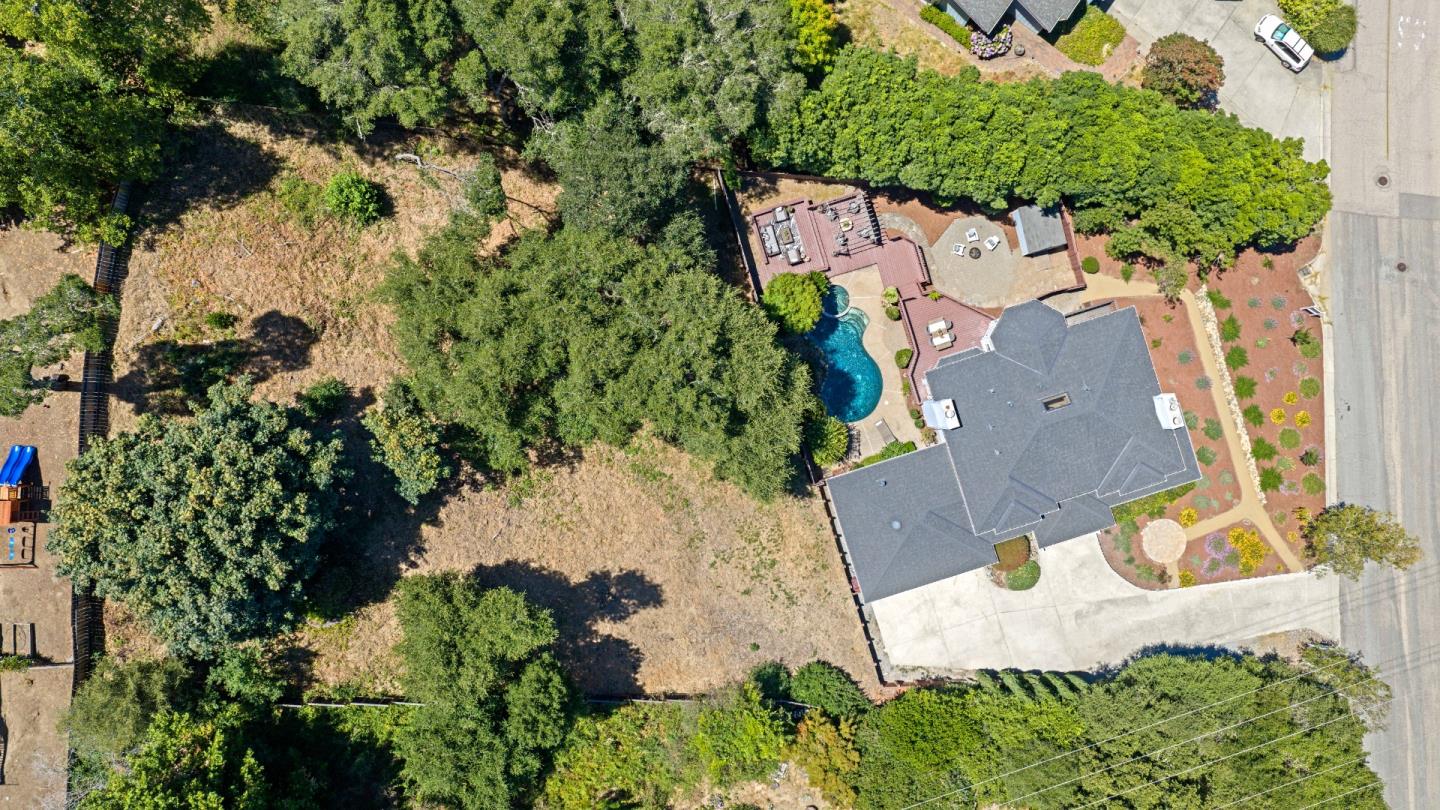 152 Oak Creek BLVD