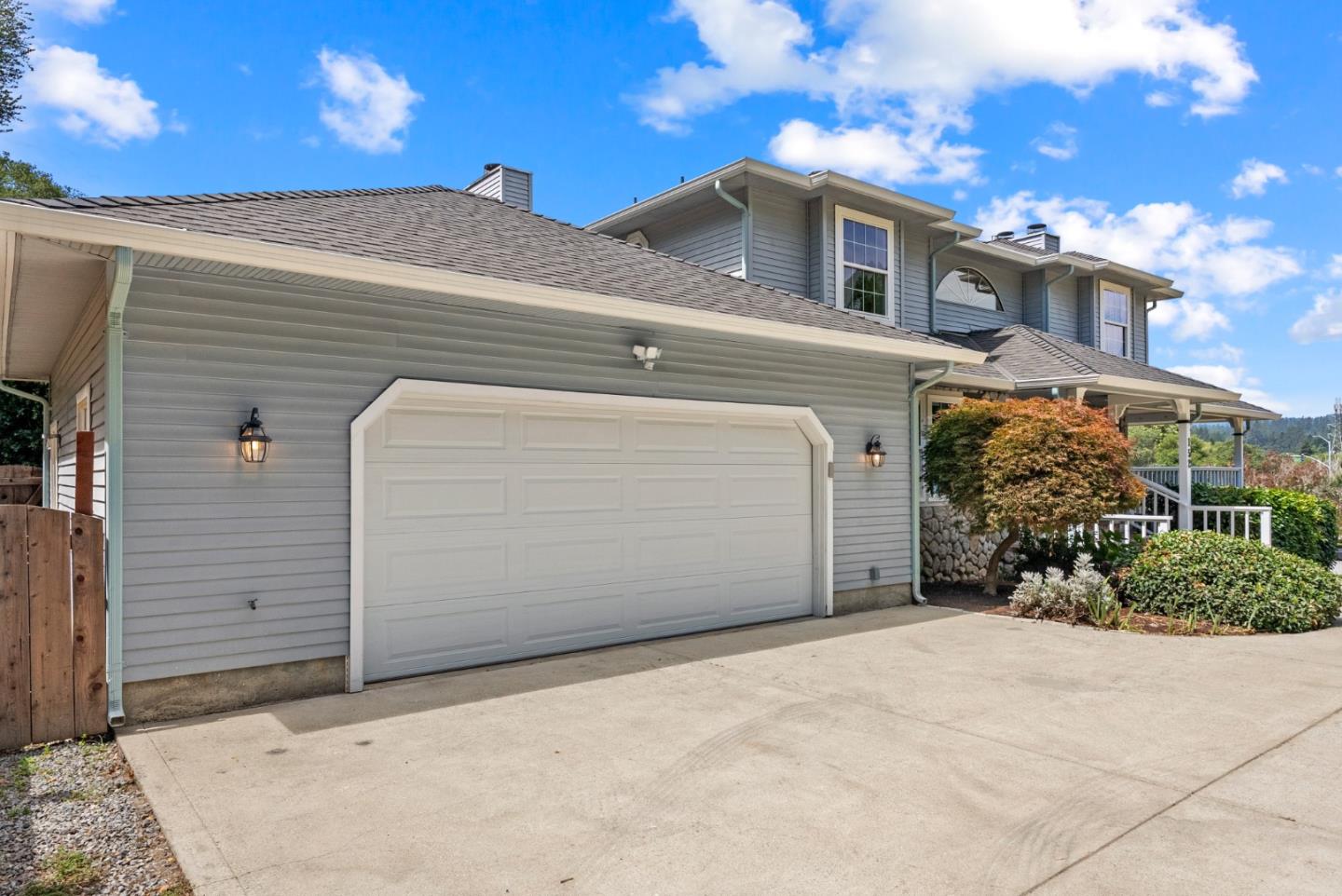 152 Oak Creek BLVD