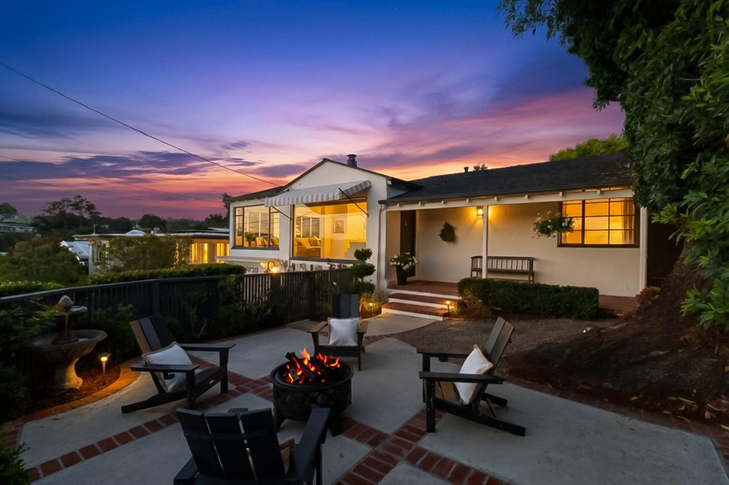 221 Highland DR