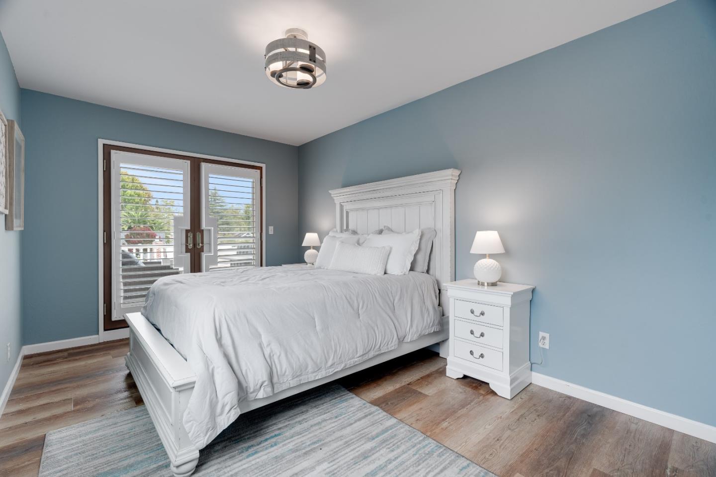 709 Gilroy DR