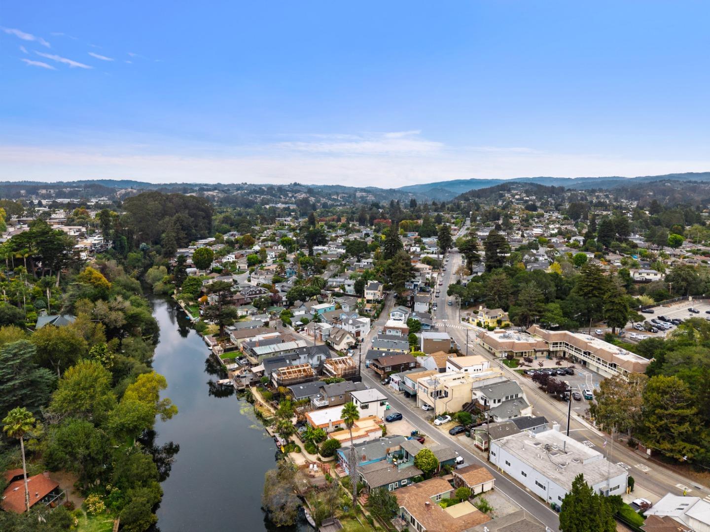 709 Gilroy DR