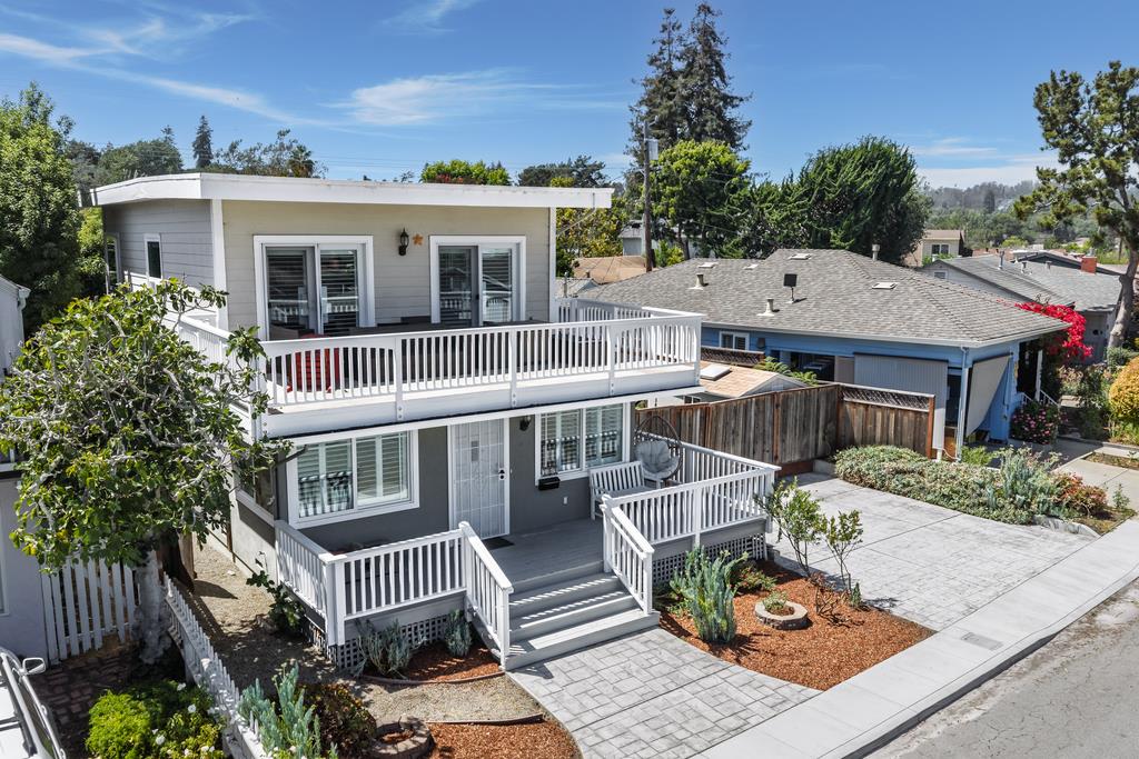 709 Gilroy DR