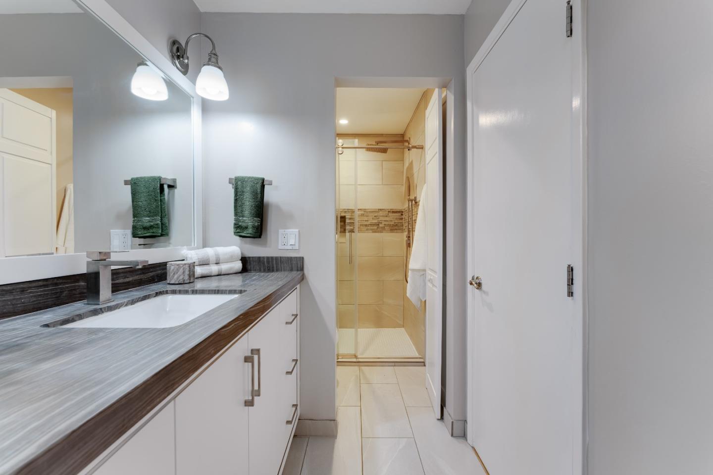250 Segre PL