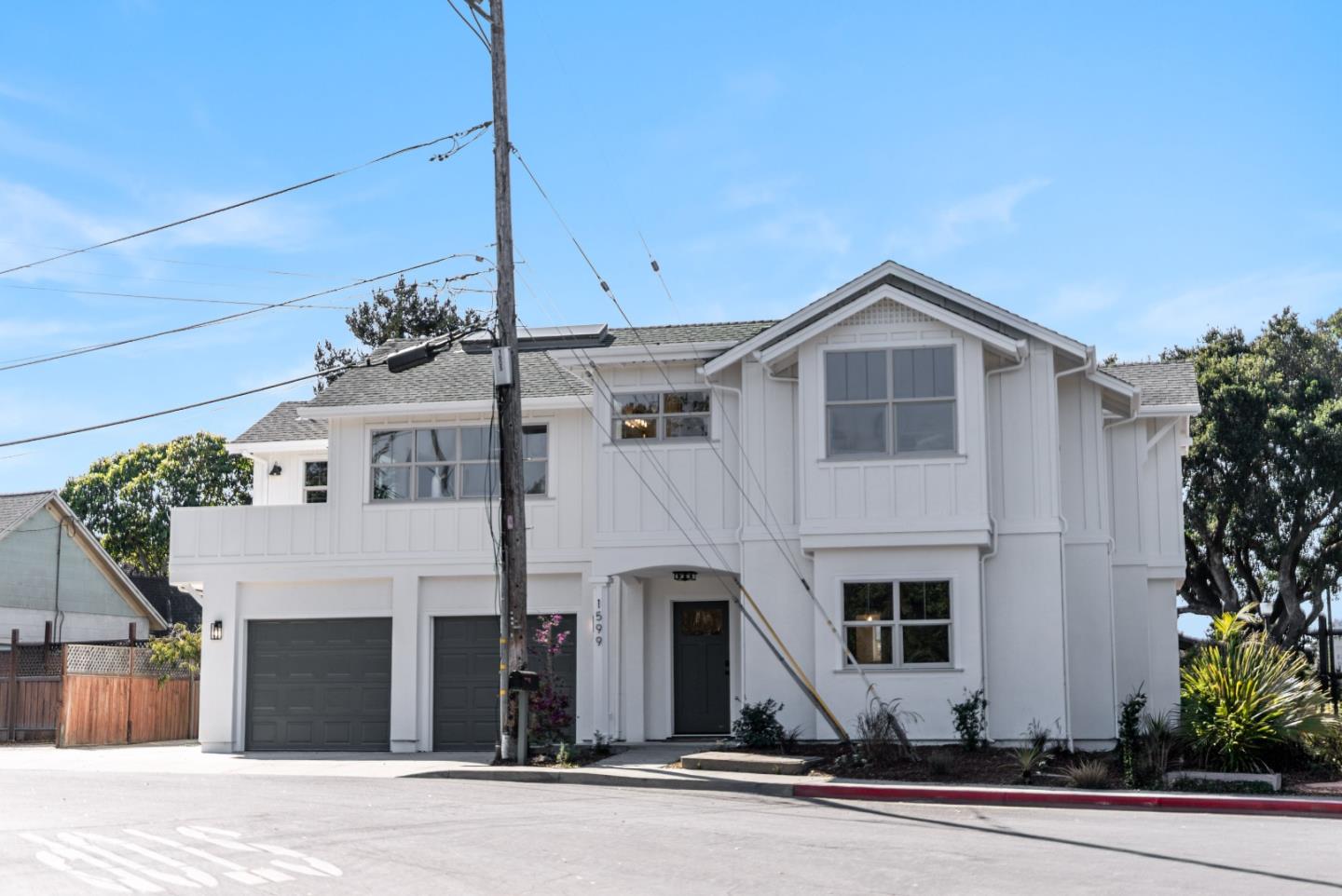 1599 Lincoln AVE