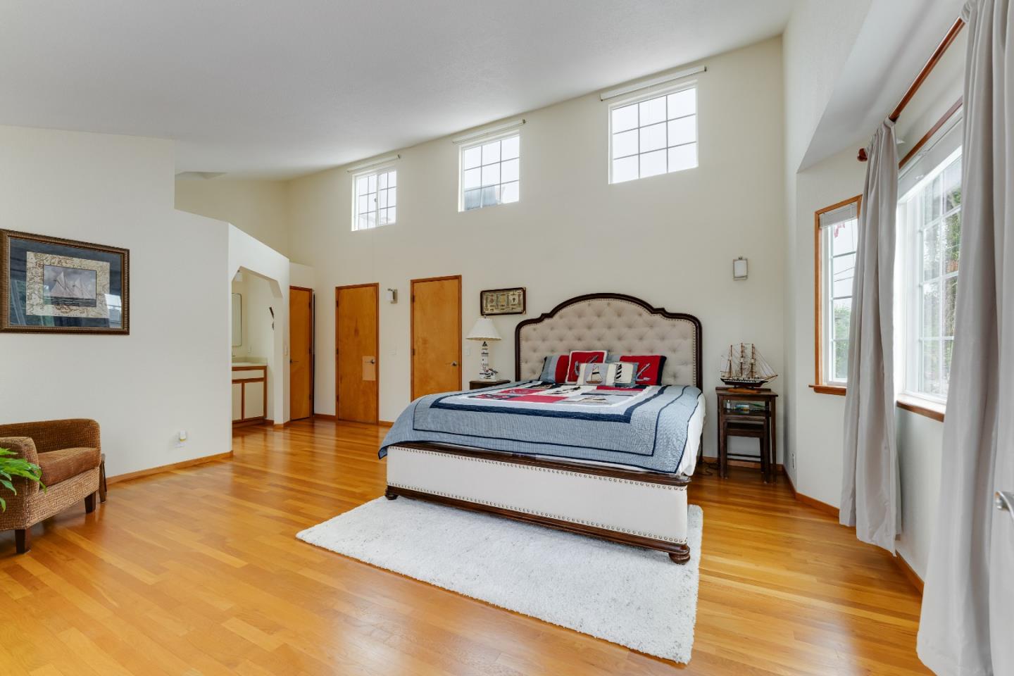 131 Seacliff DR