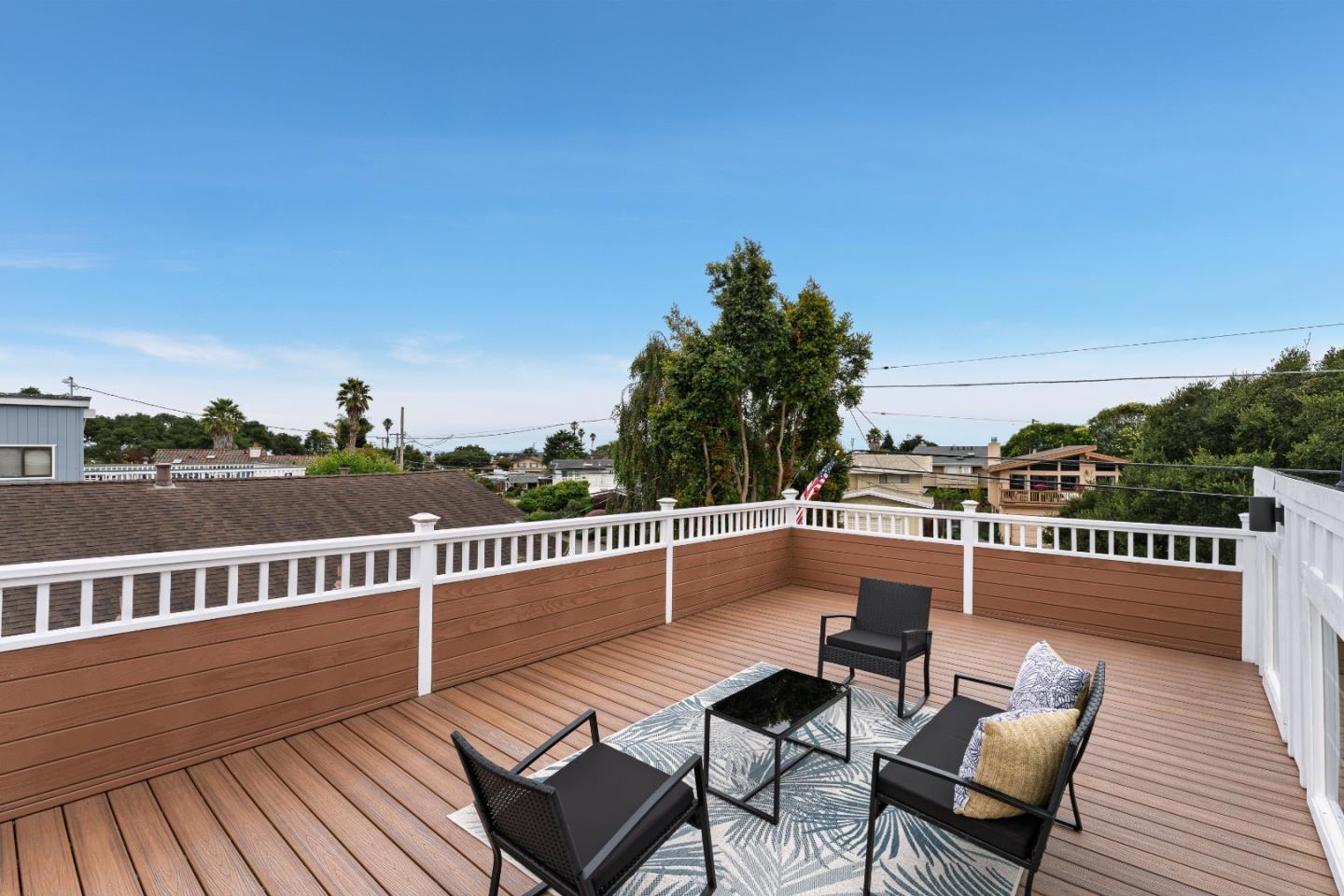 131 Seacliff DR