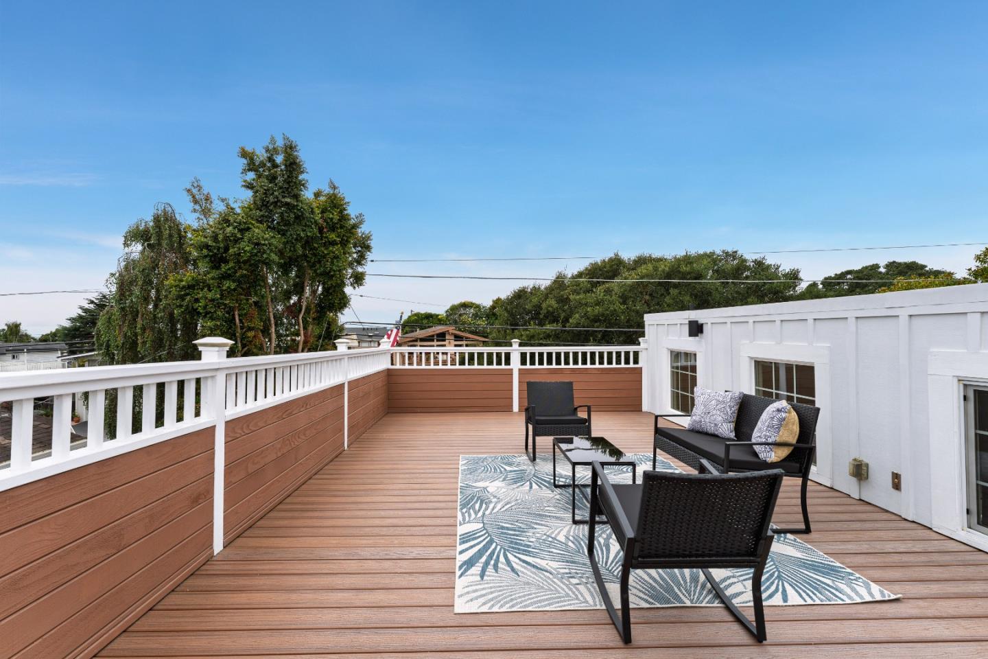 131 Seacliff DR