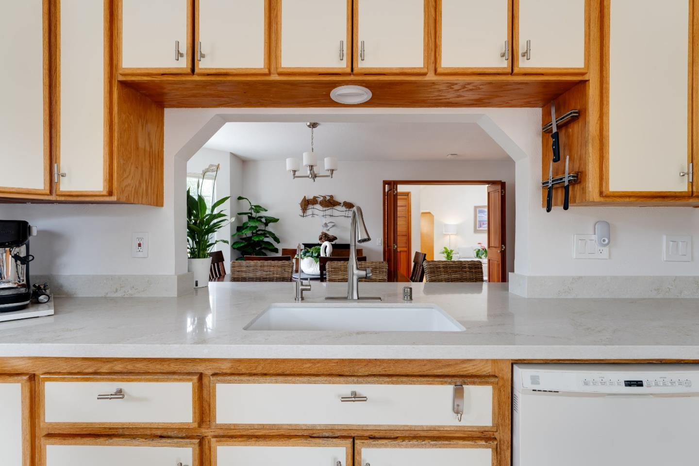 131 Seacliff DR