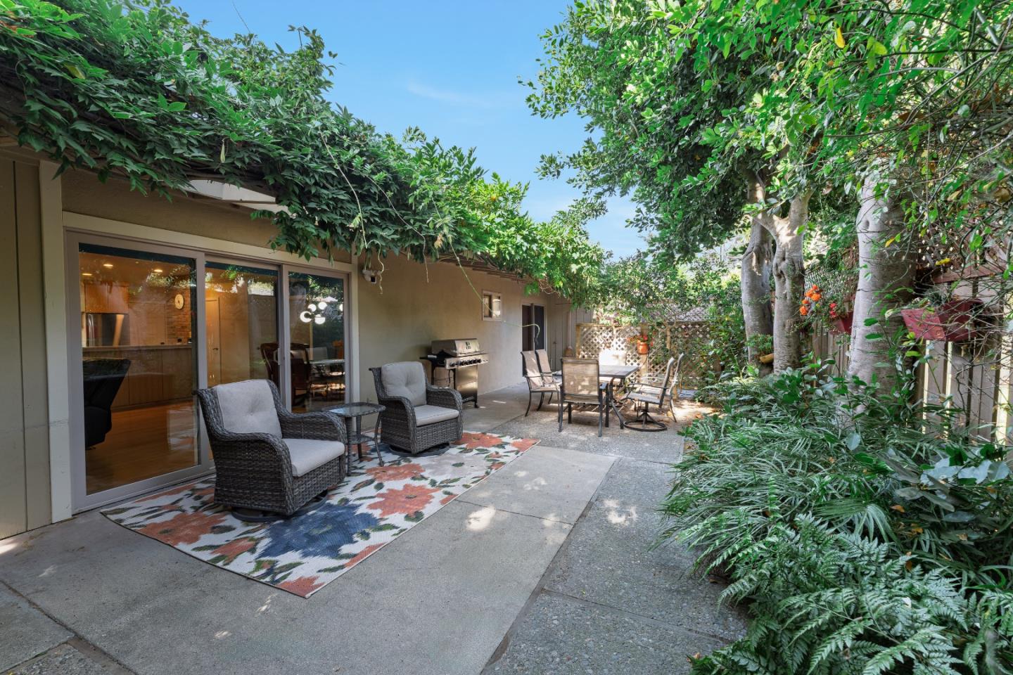 201 Hacienda