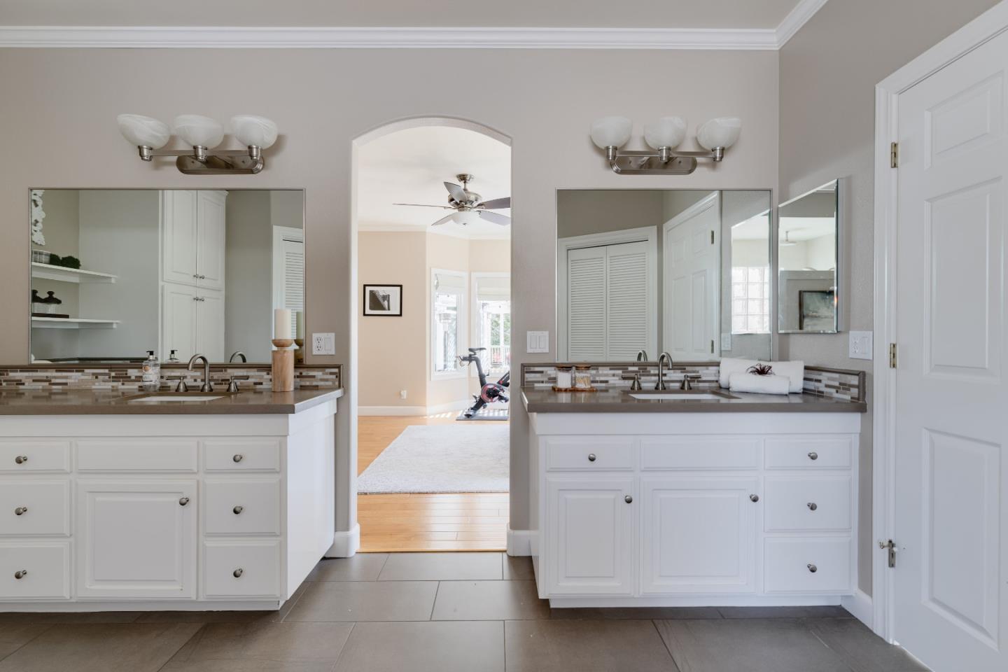 3395 Daffodil CT