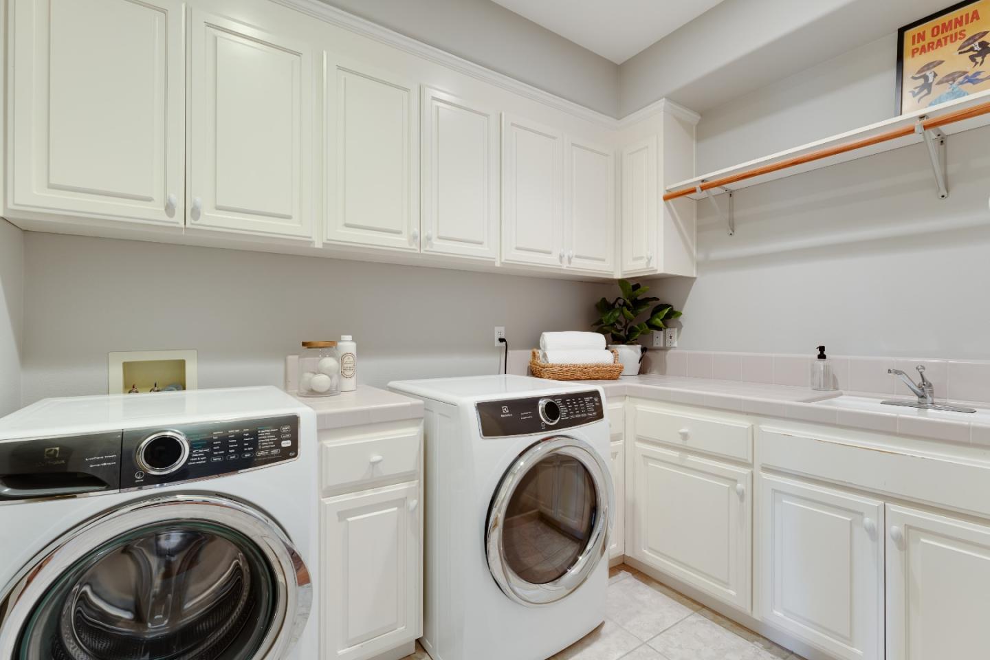 3395 Daffodil CT
