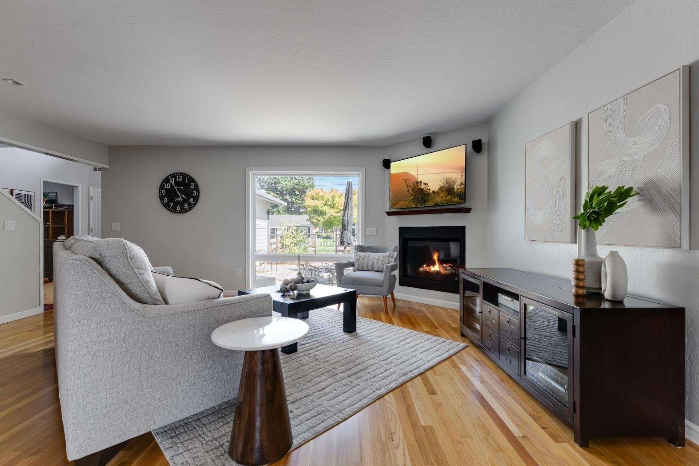 225 Florence DR