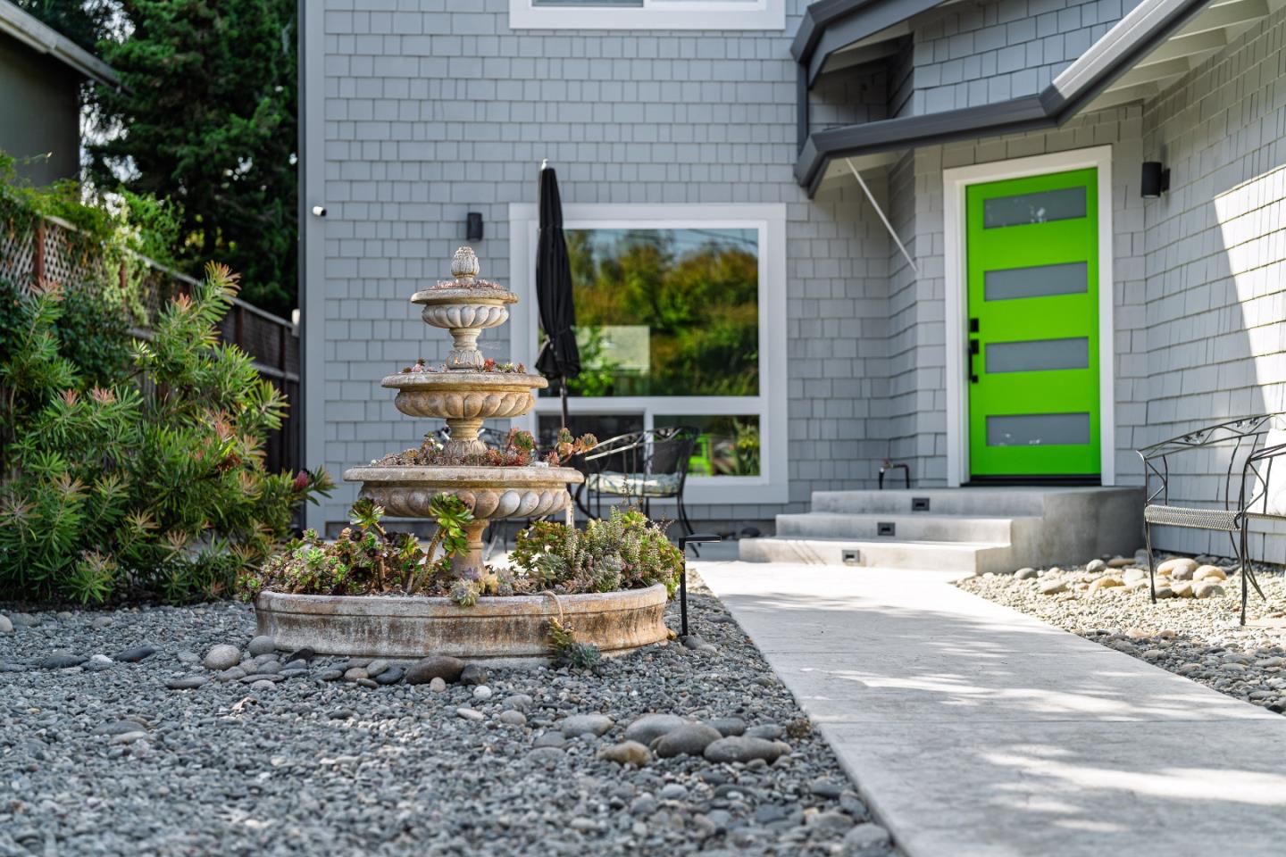 225 Florence DR